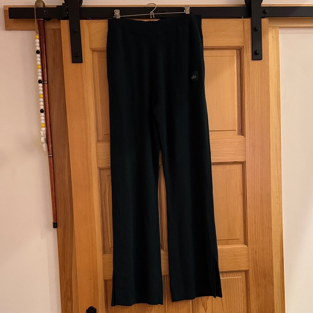 ALO Yoga Midnight Green Knit Pants
